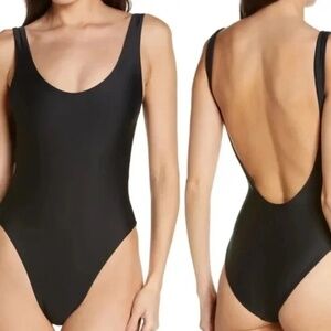 JADE SWIM *NWOT* Contour One-Piece Swimsuit